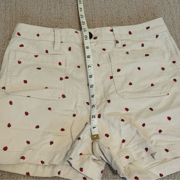 Madewell Strawberry Print Emmett Shorts - Picture 7 of 7